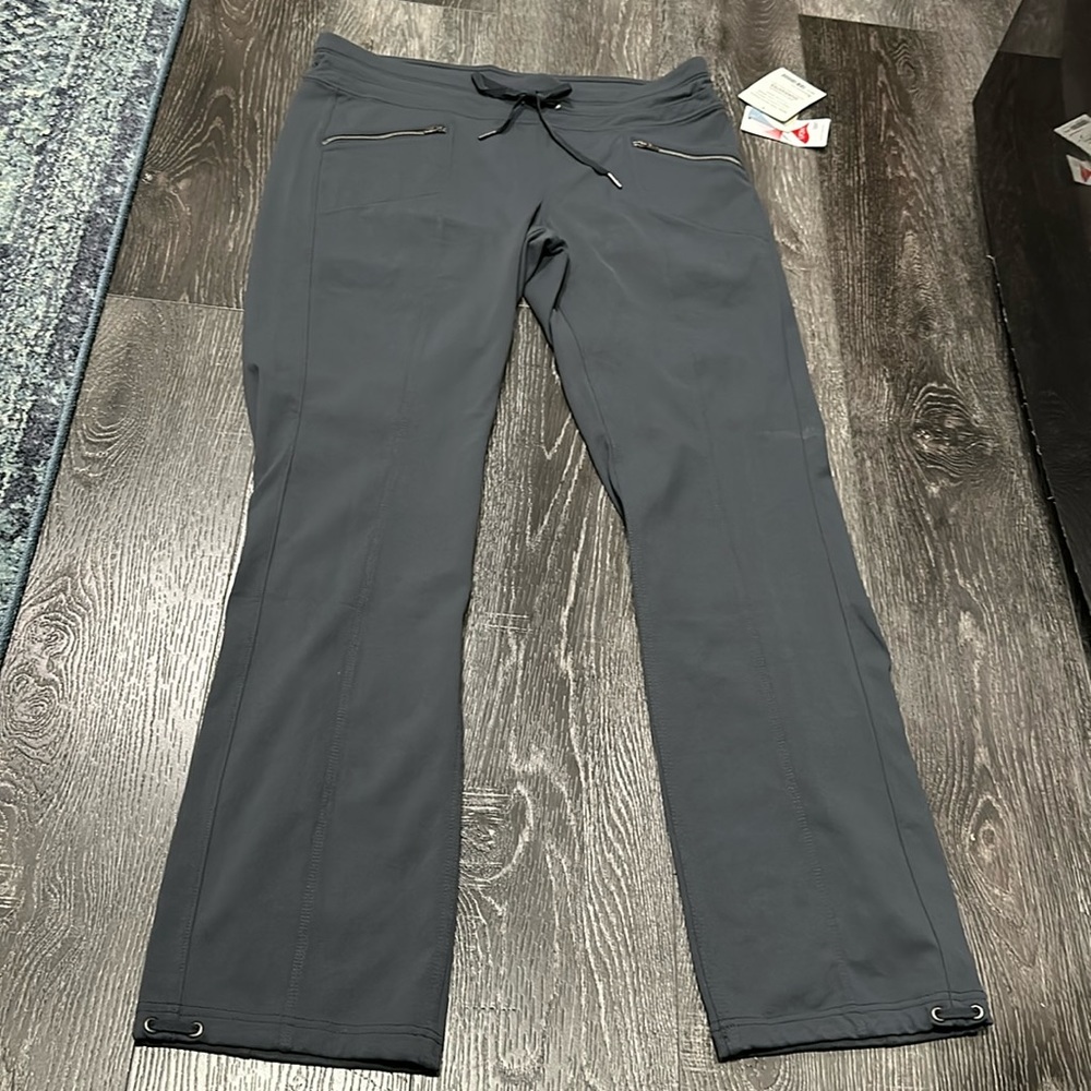 Athleta Metro Pant size large